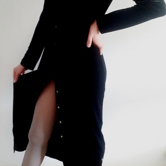 1990's Black Velvet Maxi Dress with Snap Buttons - Picture 3 of 7